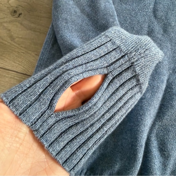 LULULEMON Women's Blue Crewneck Sweater - Picture 6 of 10